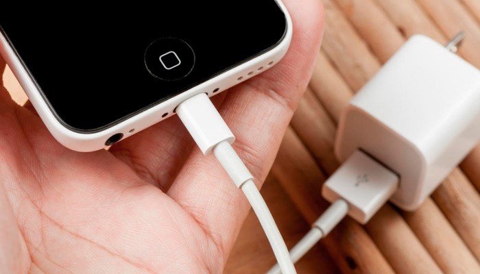 кабель для iPhone